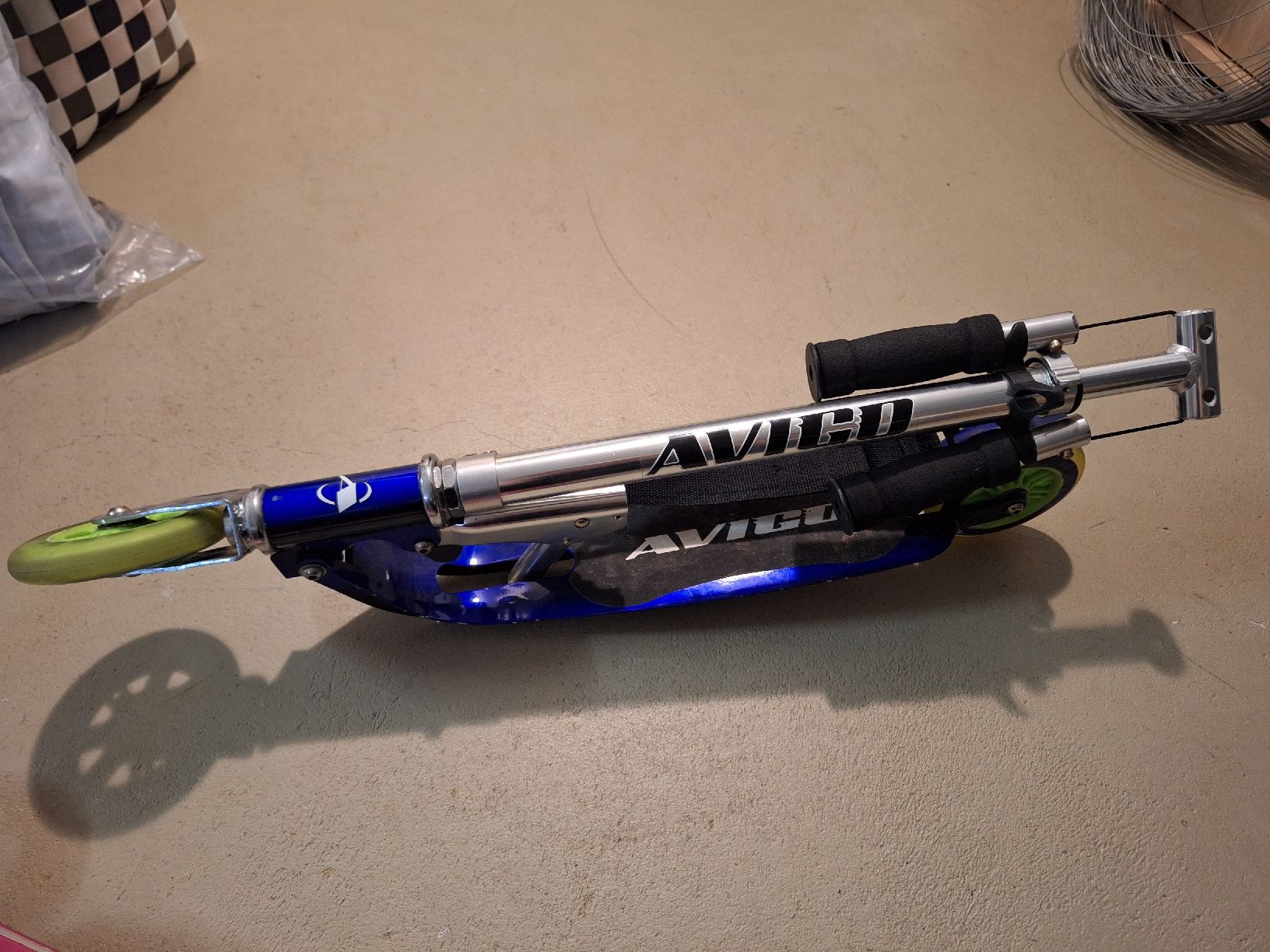 Kickboard: AVIGO Scooter – Usato da Hägglingen venduto da fab_5sbm 4