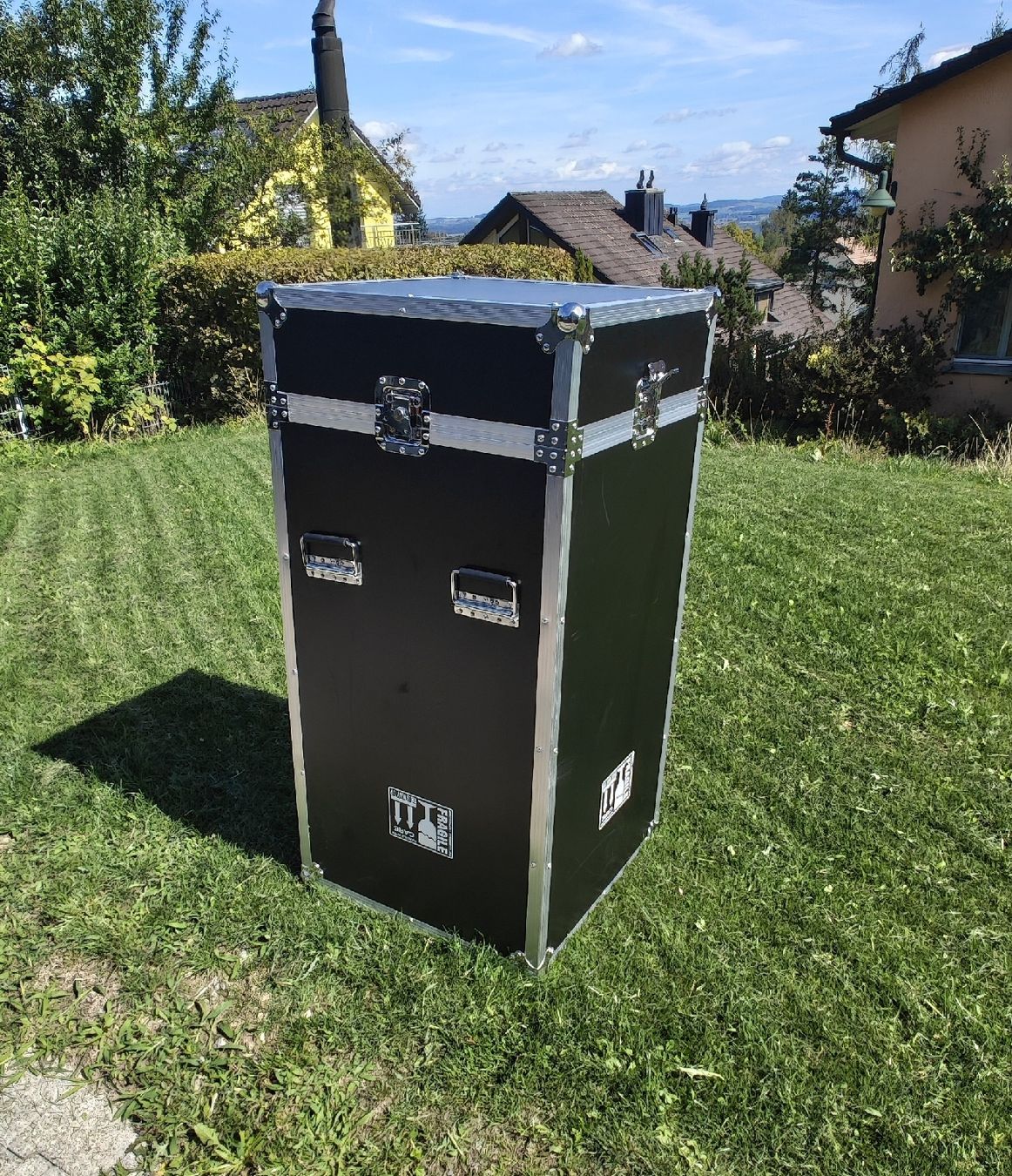 Valises de voyage: Flightcase schwarz gebraucht – D'occasion à Forch par A_c_c_m_f