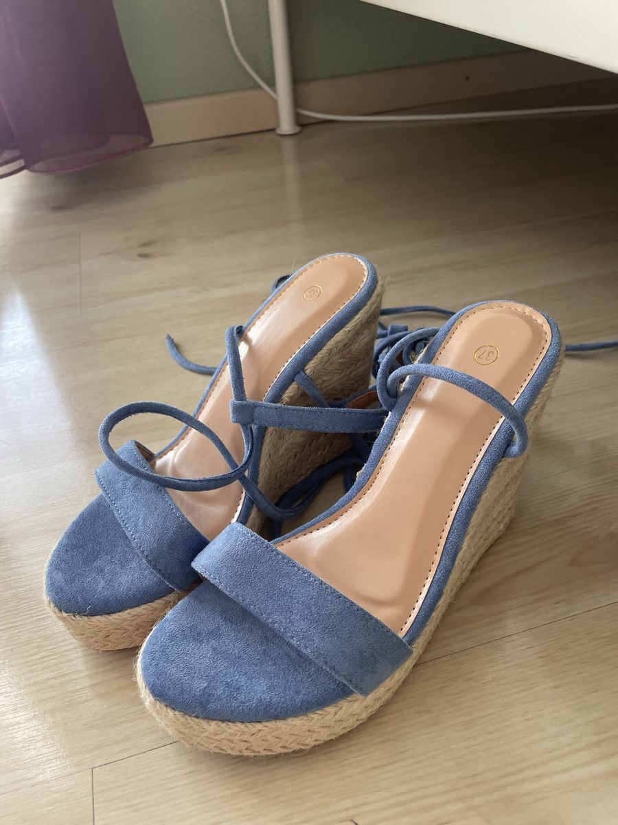 Scarpe da donna: Sandalen mit Absatz – Nuovo (secondo la descrizione) da Rheineck venduto da Princessaitaliana