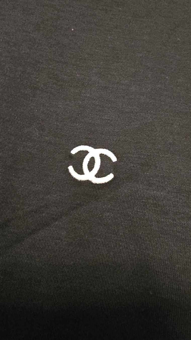 Chanel T-Shirts: Chanel T-Shirt gr S – Neu (gemäss Beschreibung) aus wallisellen von funkelsternchen5 2