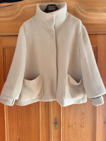 Jacke S. Oliver