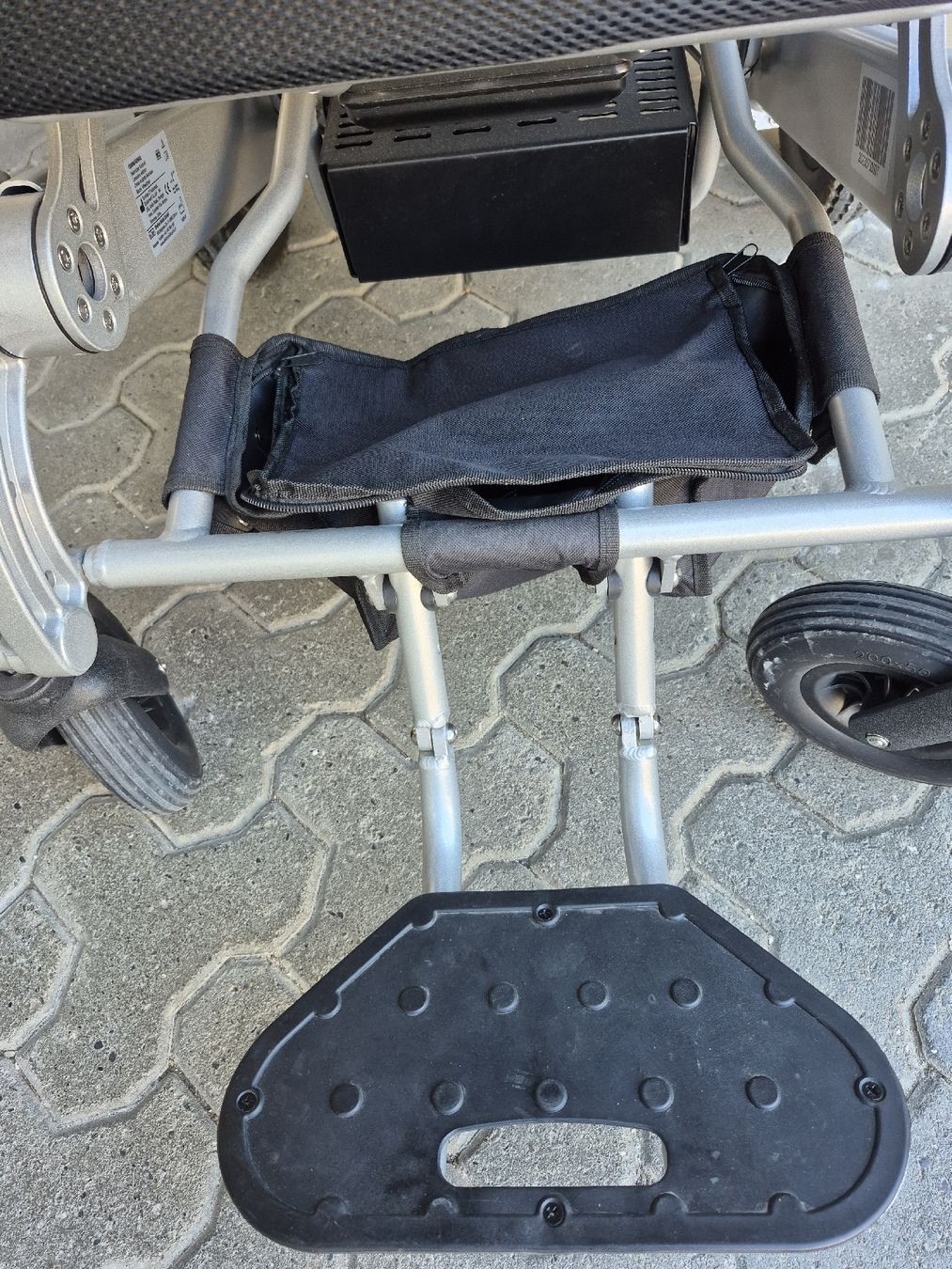 Rollstühle: Elektro Rollstuhl zusammen- klappbar. – Gebraucht aus Obernau von Trix50 9