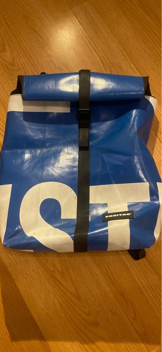 Freitag Zaini: Freitag Rucksack Clapton – Usato da Münsingen venduto da sta_w69n
