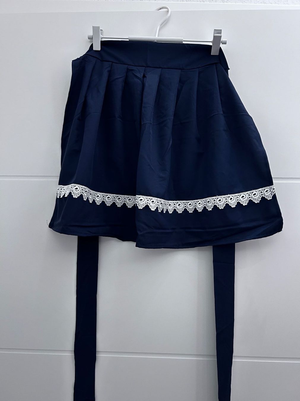 Kostüme: neu/ ungebrauchtes Dirndl-Set mit Bluse & Schürze – Neu und originalverpackt aus Dörflingen von zak_s5jh 7