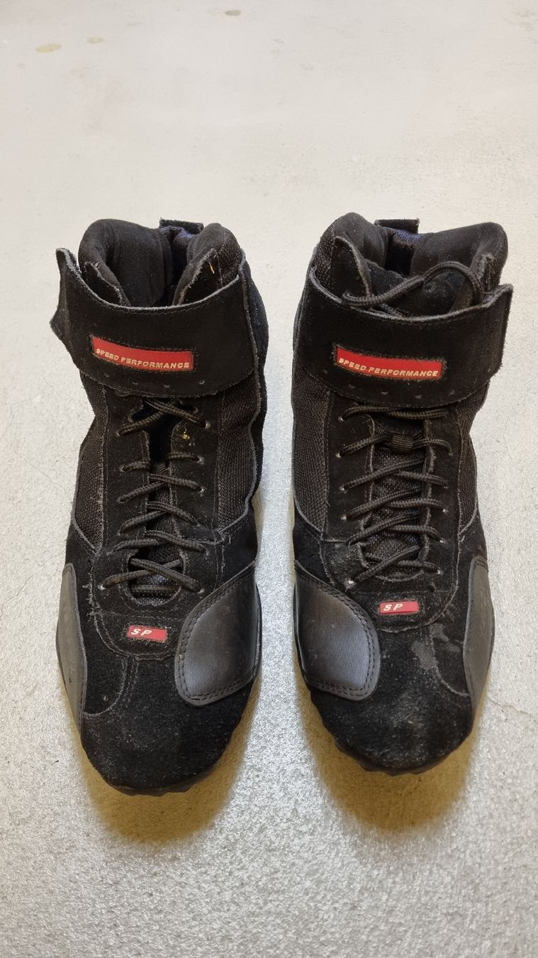 Scarpe da uomo: Halbhohe Sommer Motorrad Schuhe – Usato da Villmergen venduto da schluessel65