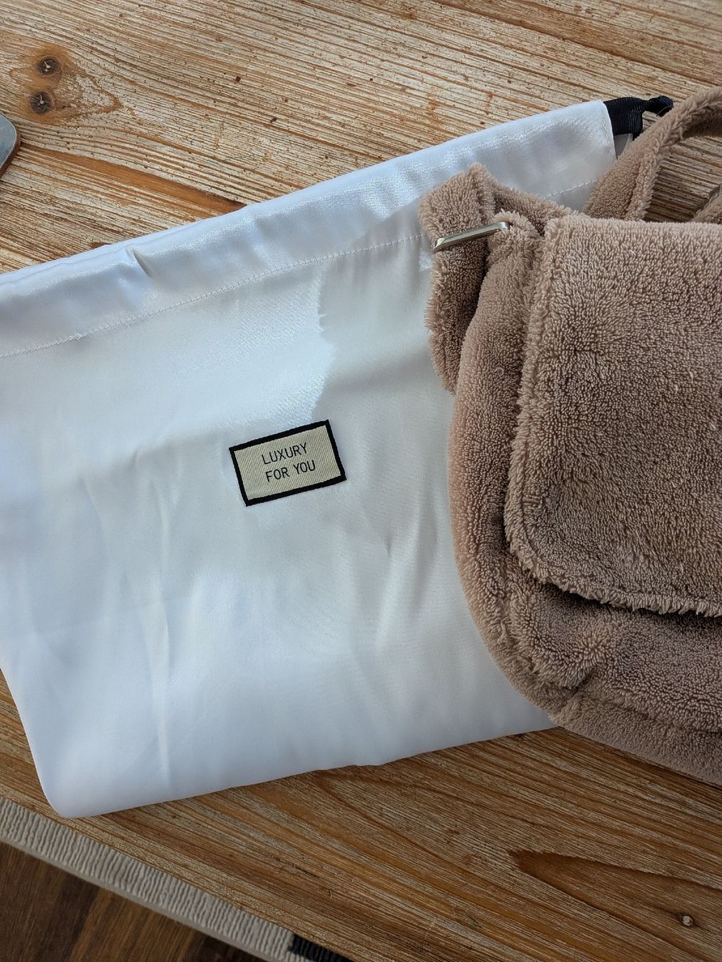Chanel Taschen: Chanel Teddy Tasche Beige – Gebraucht aus Sempach von Scorch 2