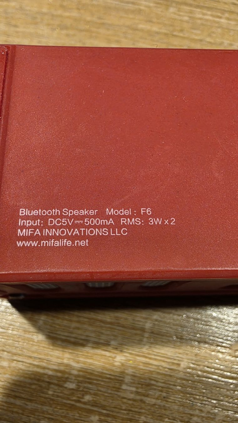 Casse acustiche: MiFA Bluetooth robuster Lautsprecher – Usato da Plagne venduto da mattvo66 5