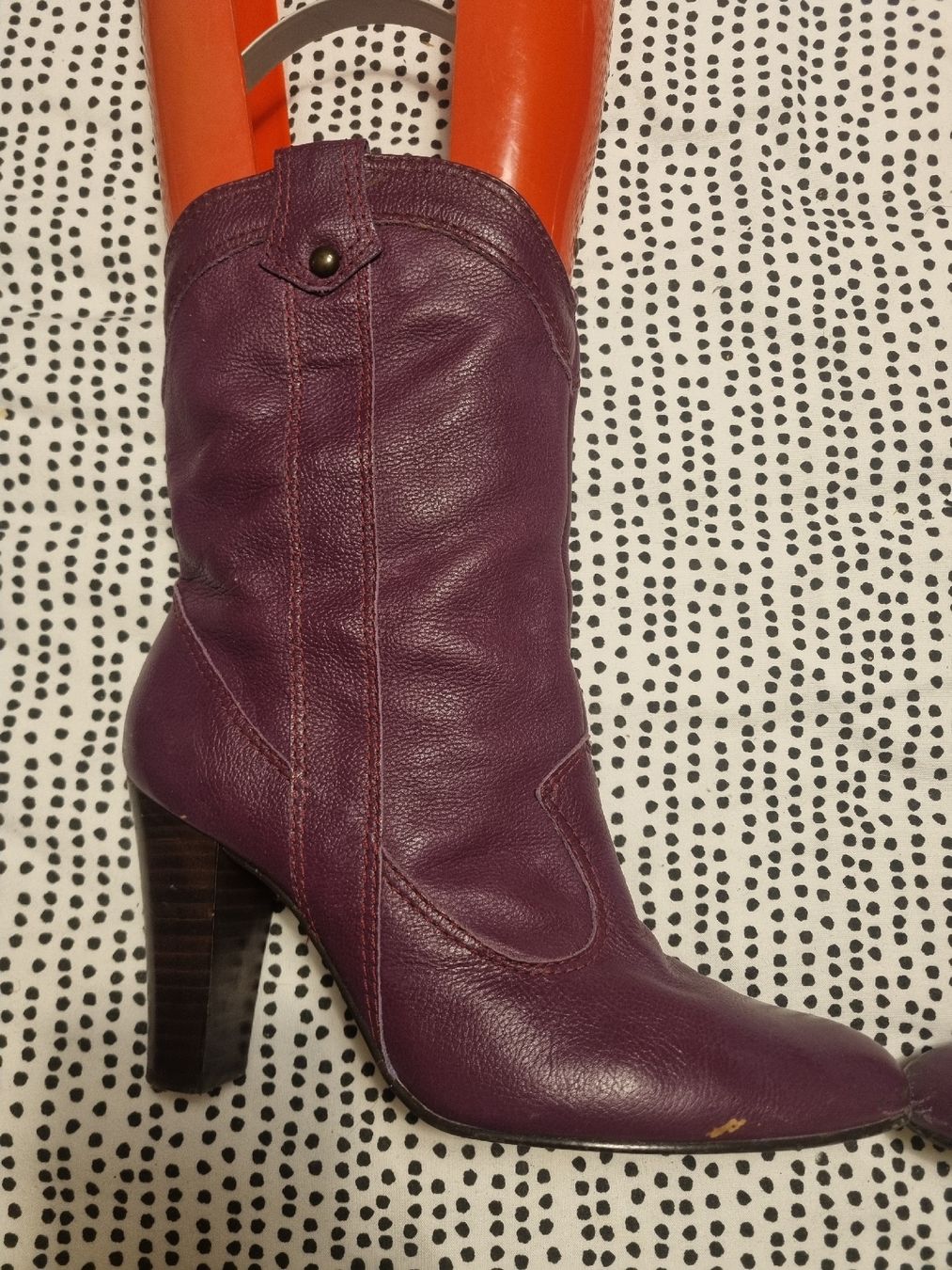Chaussures femmes: Bottines violettes – D'occasion à Neuchâtel par Seven_life 2