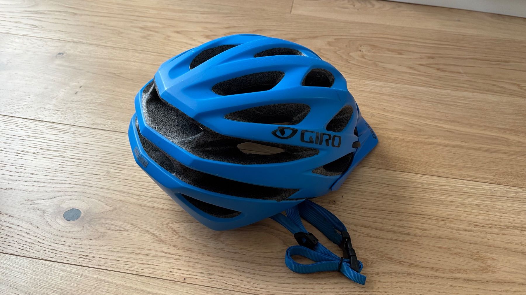 Giro Caschi: Giro Velohelm, blau – Usato da Bülach venduto da Flurin_ 1