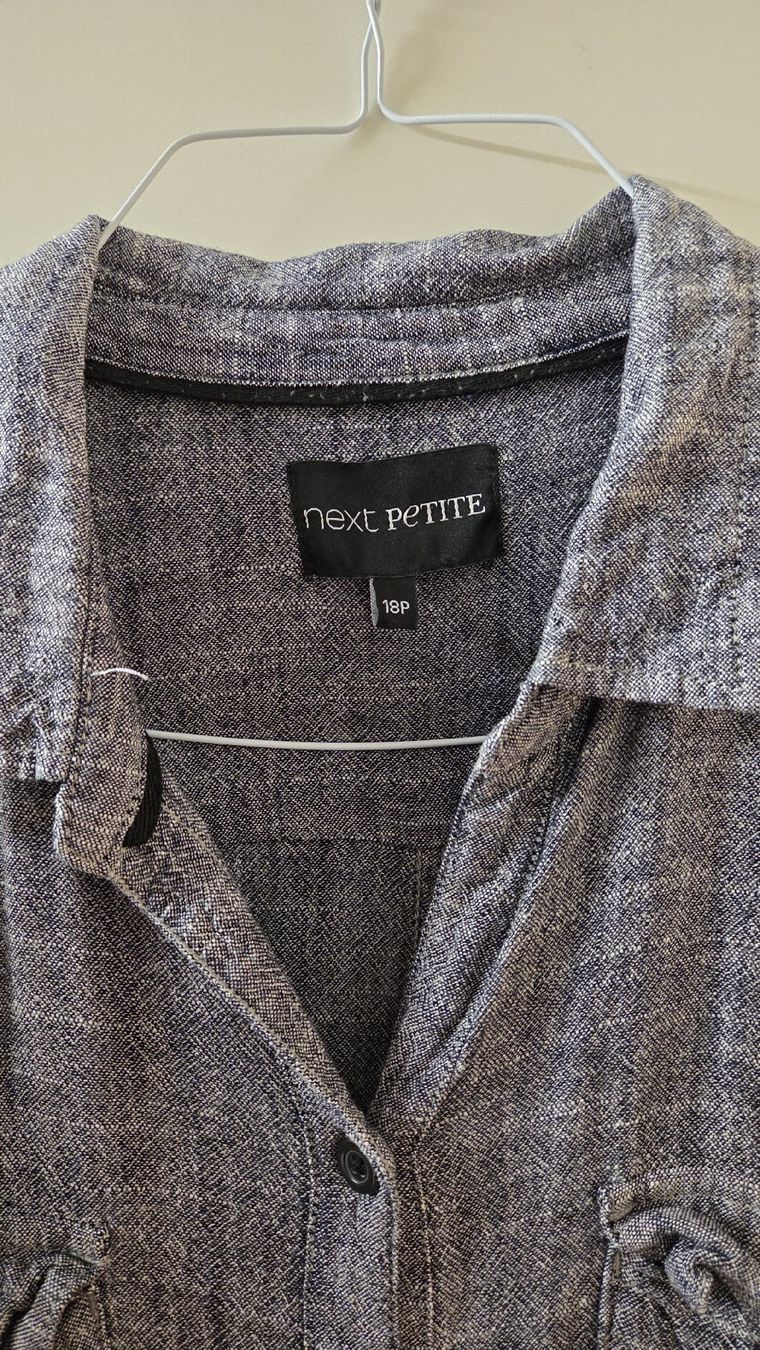 Next Vestiti: Next Petite Hemdbluse Kleider Grau Gr. 16 – Usato da Subingen venduto da DENDLE20 3