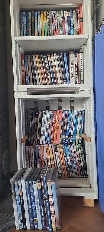 Tutti i DVDs: Filme auf DVD – Usato da Uhwiesen venduto da piili