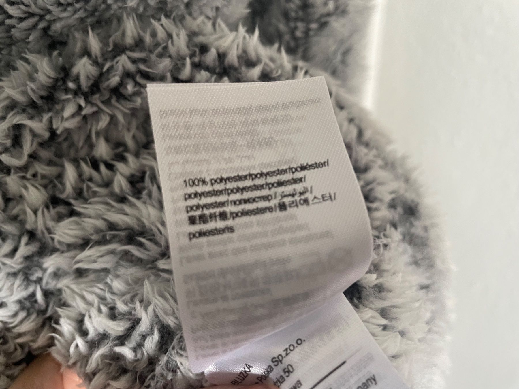 Etam Pullover & Sweatshirts: Etam Plüschpullover grau mit Fuchsmotiv – Gebraucht aus Basel von Robyn20 4
