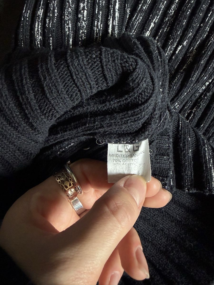 Pullover & Sweatshirts: Pullover schwarz gerippt – Gebraucht aus Zürich von megastored 3