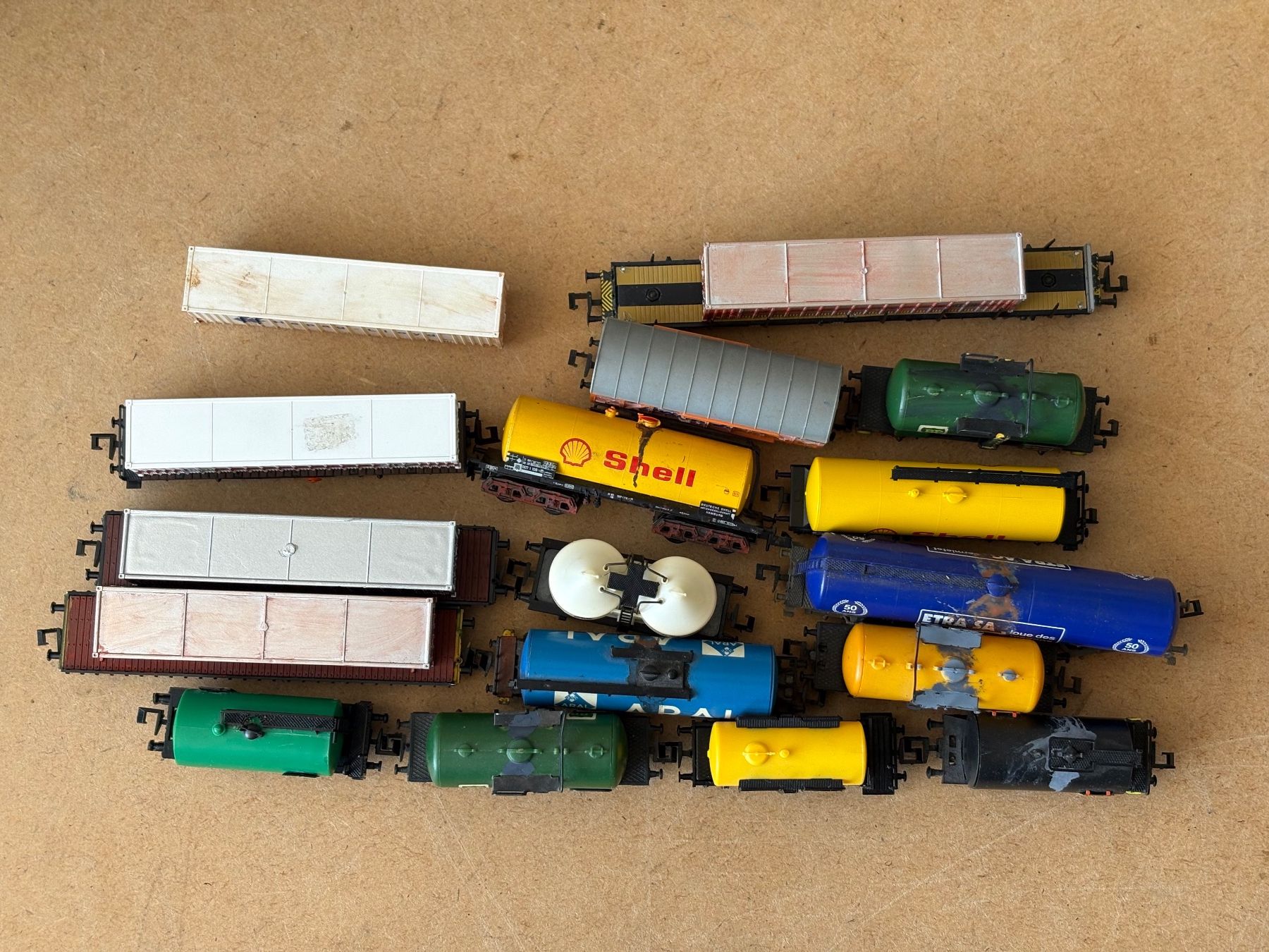 Arnold Modellini di ferrovie: 16x Guterwagen Minitrix Arnold Lima – Usato da Hauterive NE venduto da eriamch 1