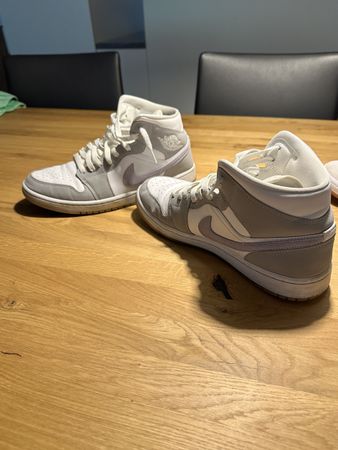 Nike Jordan Air 1 Mid Grösse EU 44