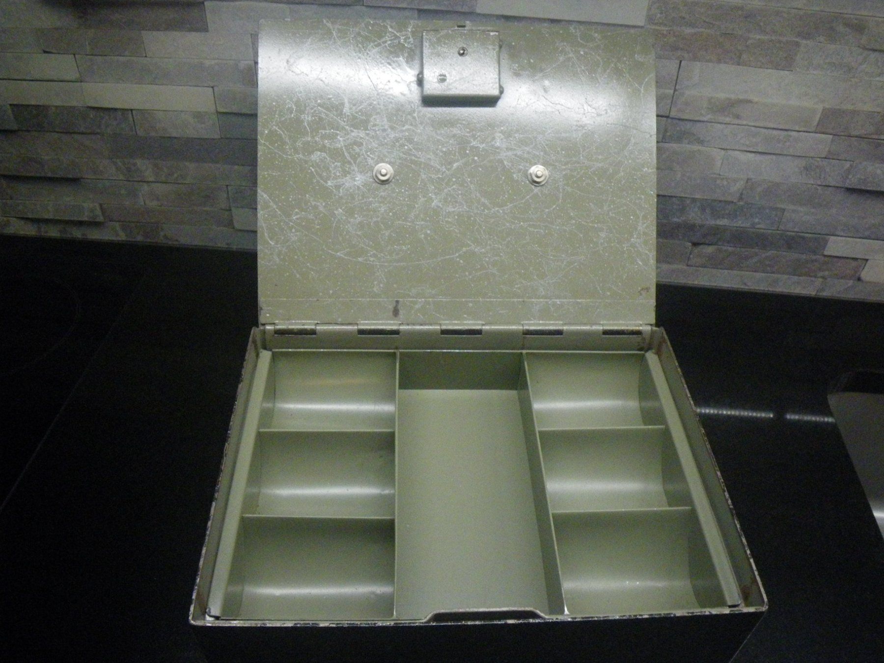 Registratore di cassa: Geldkassette/Tresor – Usato da Belp venduto da Mazarron58 2