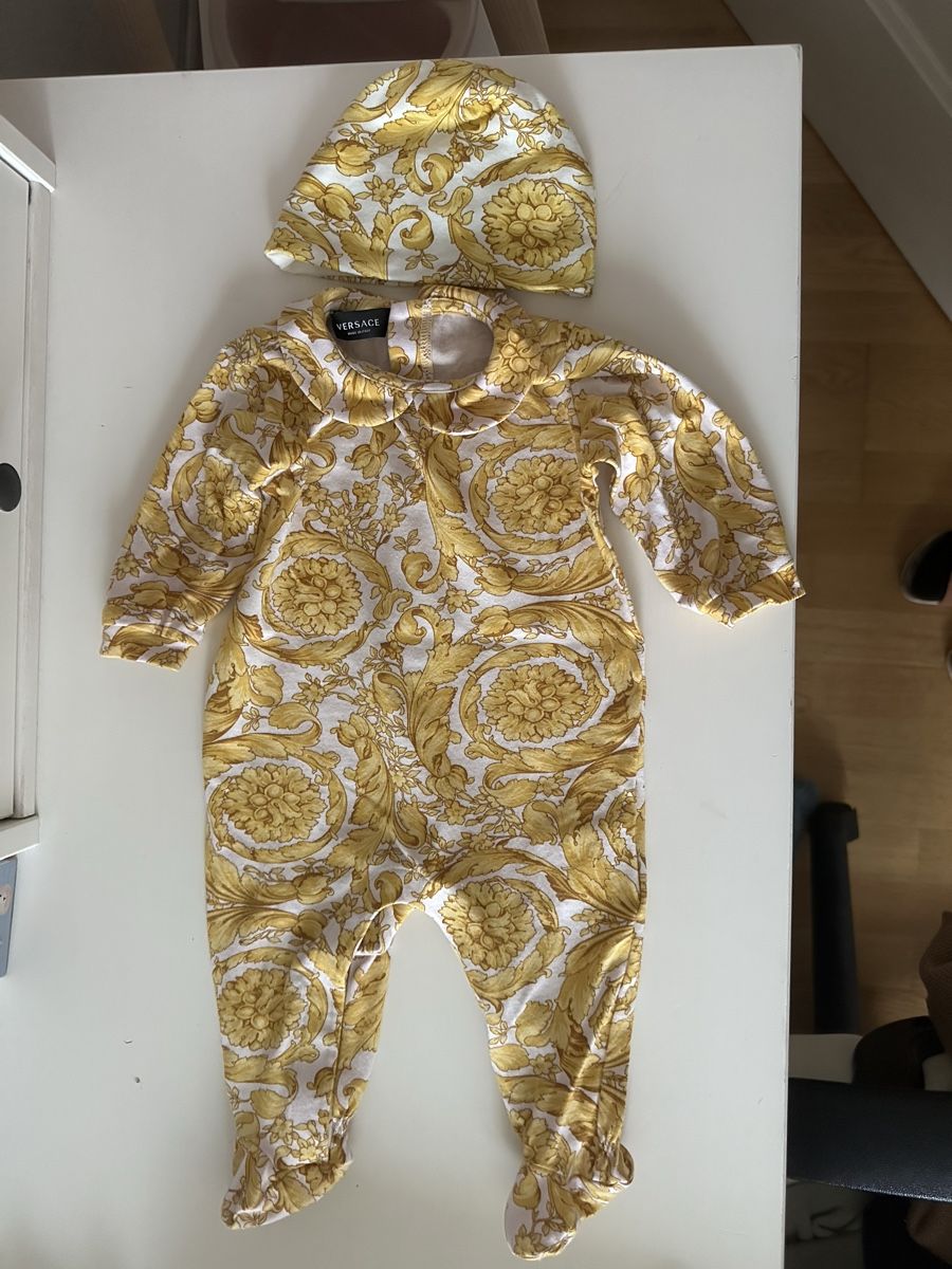 Pagliaccetti: Baby Strampler Grösse 56 – Nuovo (secondo la descrizione) da Zürich venduto da Rania68 4