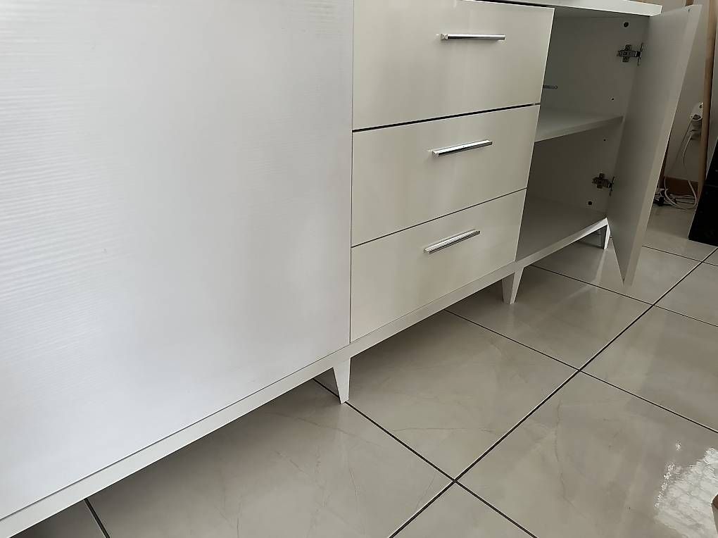 Kommoden: Comodino per salotto o camera da letto – Gebraucht aus Minusio von ana_p5cx 1