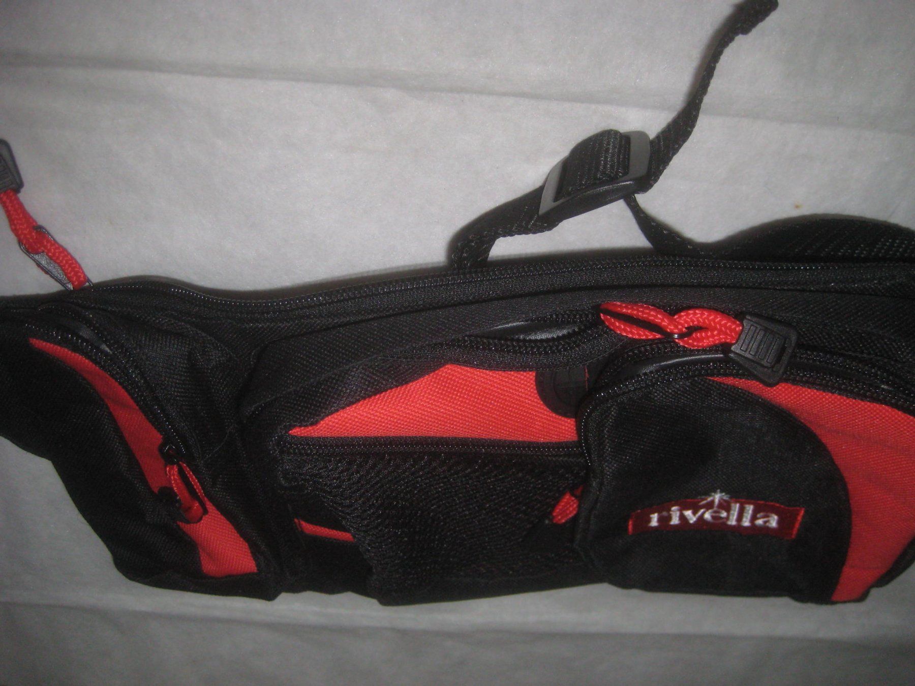 Rivella Borse: BAUCHTASCHE   RIVELLA – Nuovo (secondo la descrizione) da Uster venduto da flocke1 3