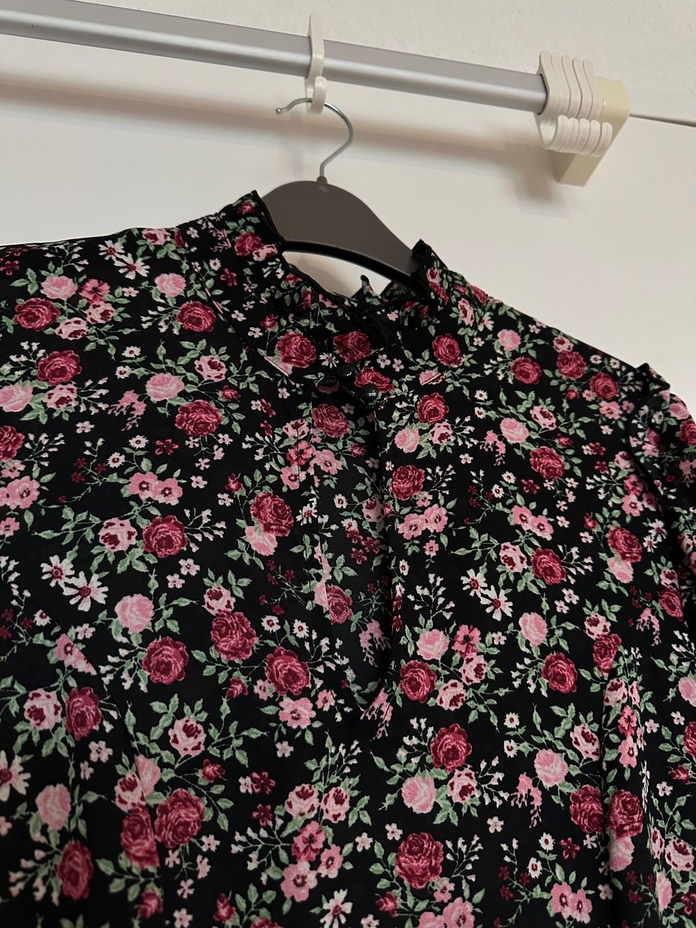 Vestiti: Damenkleid mit Blumenmuster - 38 - NEU! – Nuovo (secondo la descrizione) da Pfäffikon SZ venduto da ansyyy 4