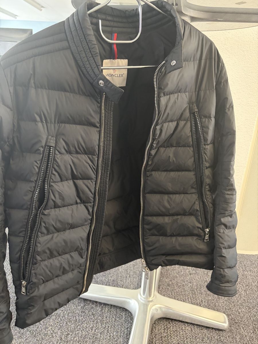 Moncler Jacken: MONCLER Jacke – Neu (gemäss Beschreibung) aus Hägendorf von matty01 2