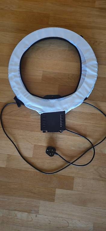 Lampen: Interfit Ringlicht 19 Zoll – Gebraucht aus Zürich von ale_xxz7