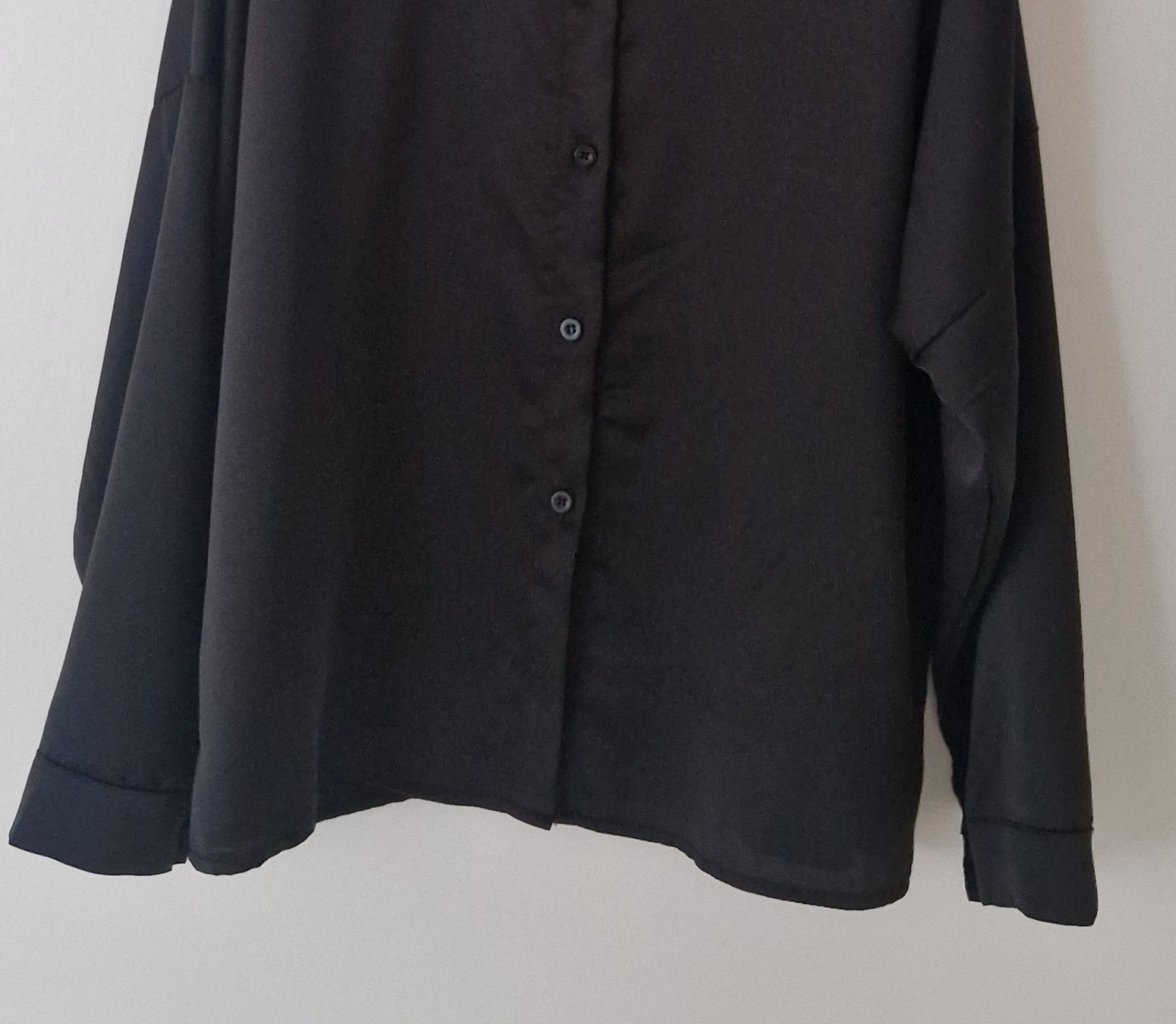 Chemisiers: BLOUSE NOIR  – Neuf avec emballage d'origine à Camorino par JPHANDMADE1 4