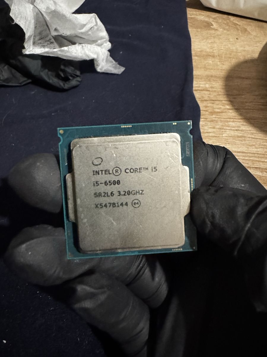 Intel Componenti elettronici: Intel Core i5-6500 – Difettoso da Vevey venduto da Eiden77 1