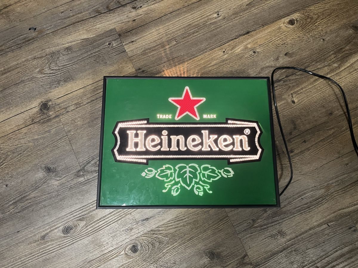 Heineken Schilder: Heineken vintage Leuchte Schild – Gebraucht aus Wil ZH von Sunshine_411 1