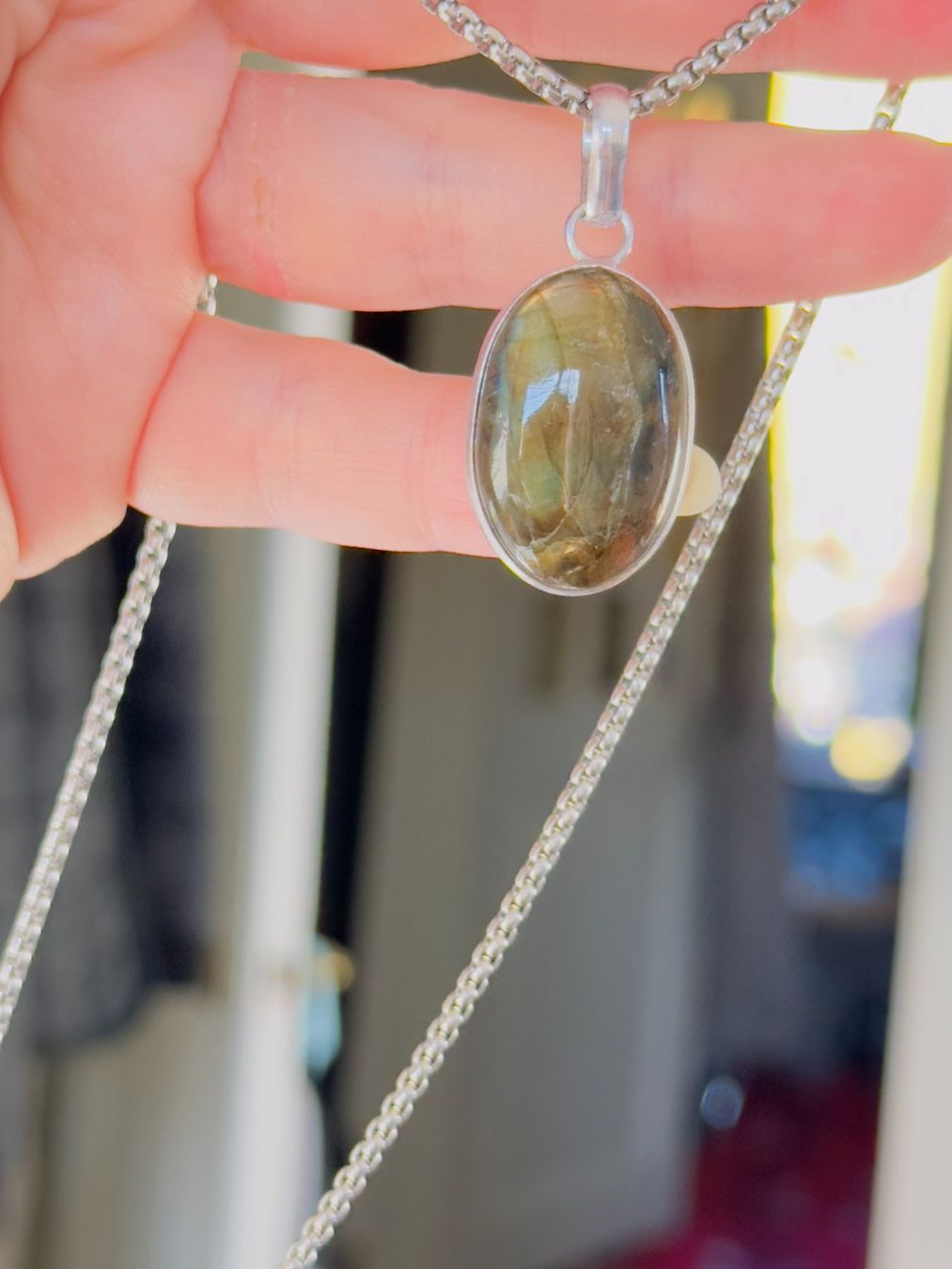 Catenine: Fashionable labradorite necklace – Nuovo e nell'imballaggio originale da Genève venduto da AGBERG 2
