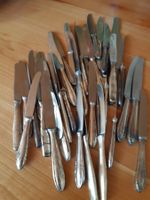 Lot T 4 versilberte Messer