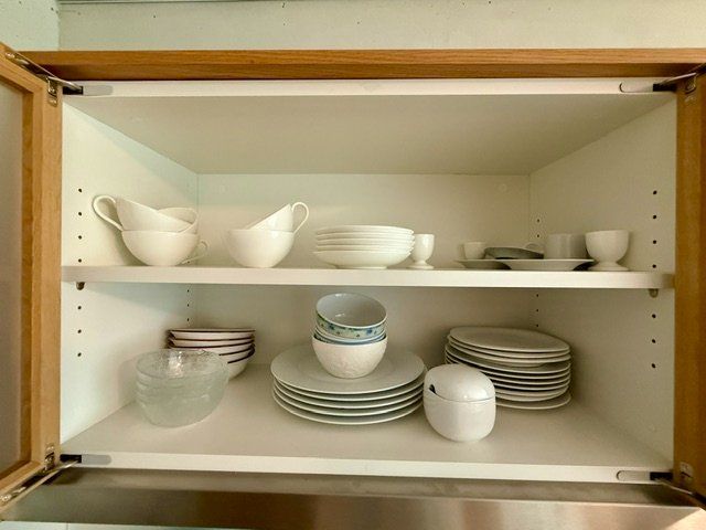 Villeroy & Boch Set di piatti: Diverses "edles" Geschirr und Gläser – Usato da Brütten venduto da Brummer