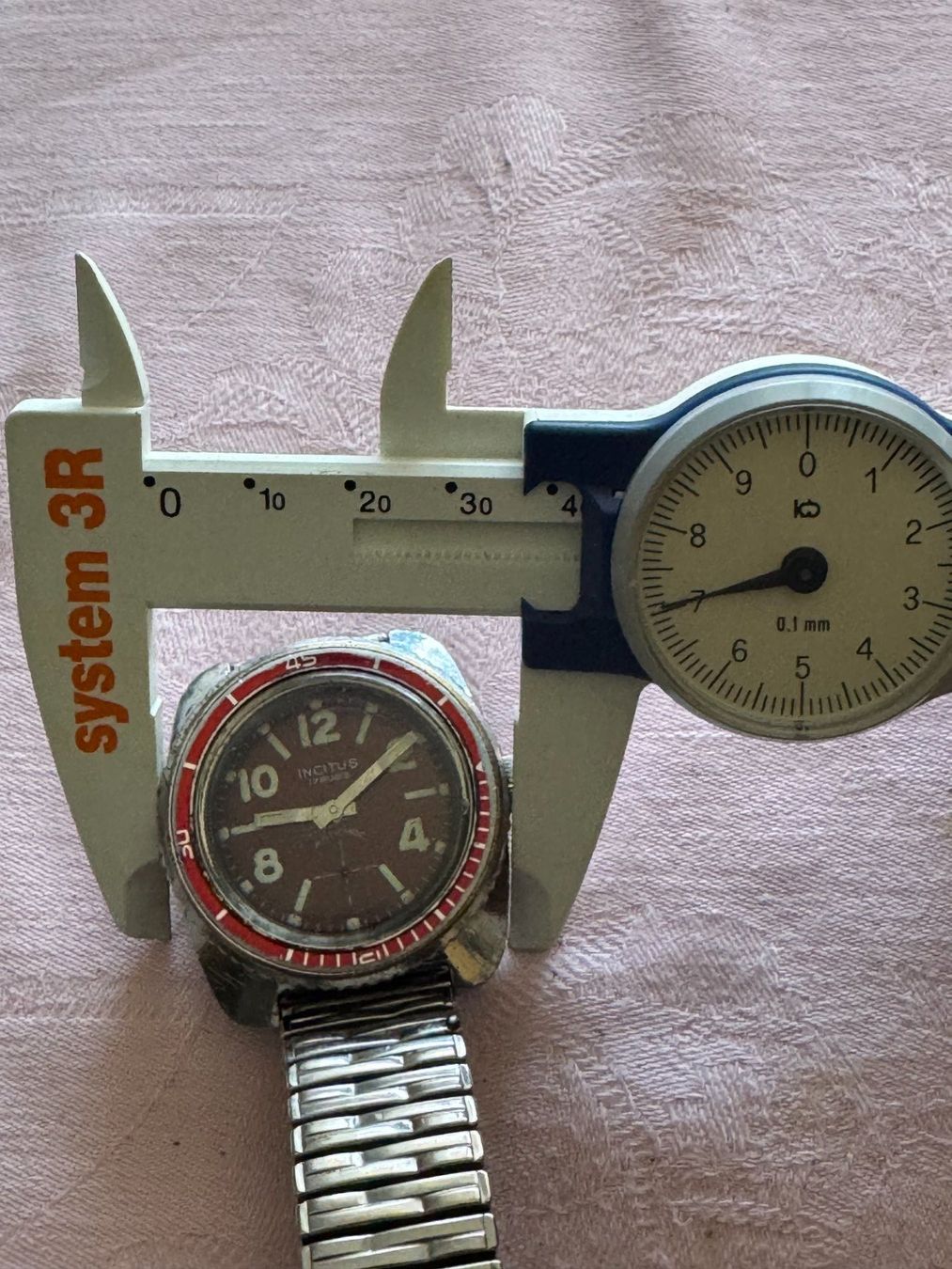 Orologi: Incitius 7 Rubis DEFEKT – Difettoso da Rorschach venduto da Spektar 8