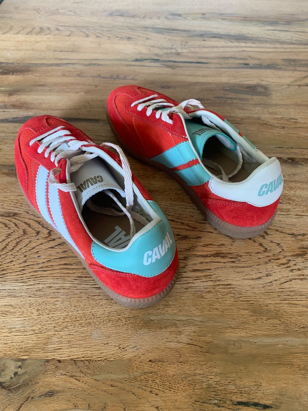 Scarpe da donna: Sneakers CAVAL modèle "Ruby Mint" taille 37 neuves – Usato da Genève venduto da sanchka0 2