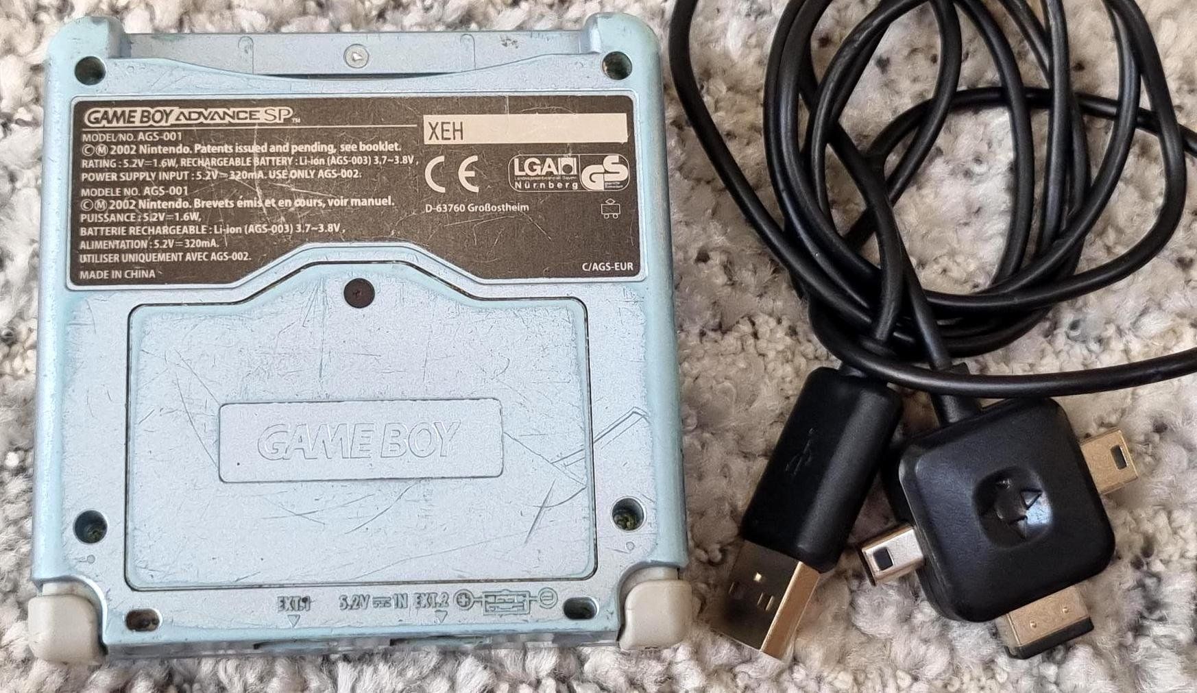 Nintendo Console: Game Boy Advance SP AGS-001 – Usato da Collonges venduto da arashee 2