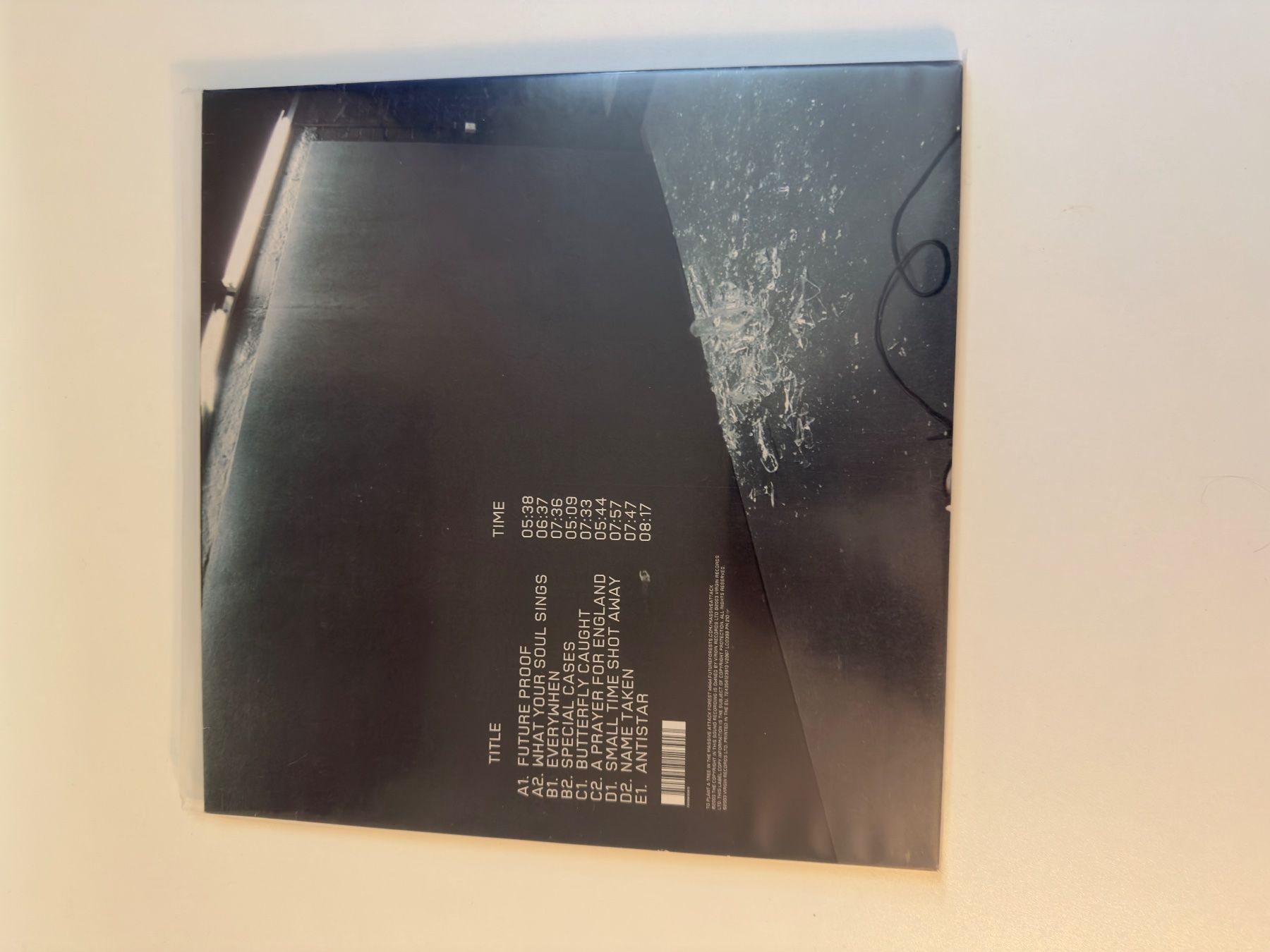 Dischi in vinile: Massive Attack - 100th Window Vinyl – Usato da Niederglatt ZH venduto da Expatriate 4