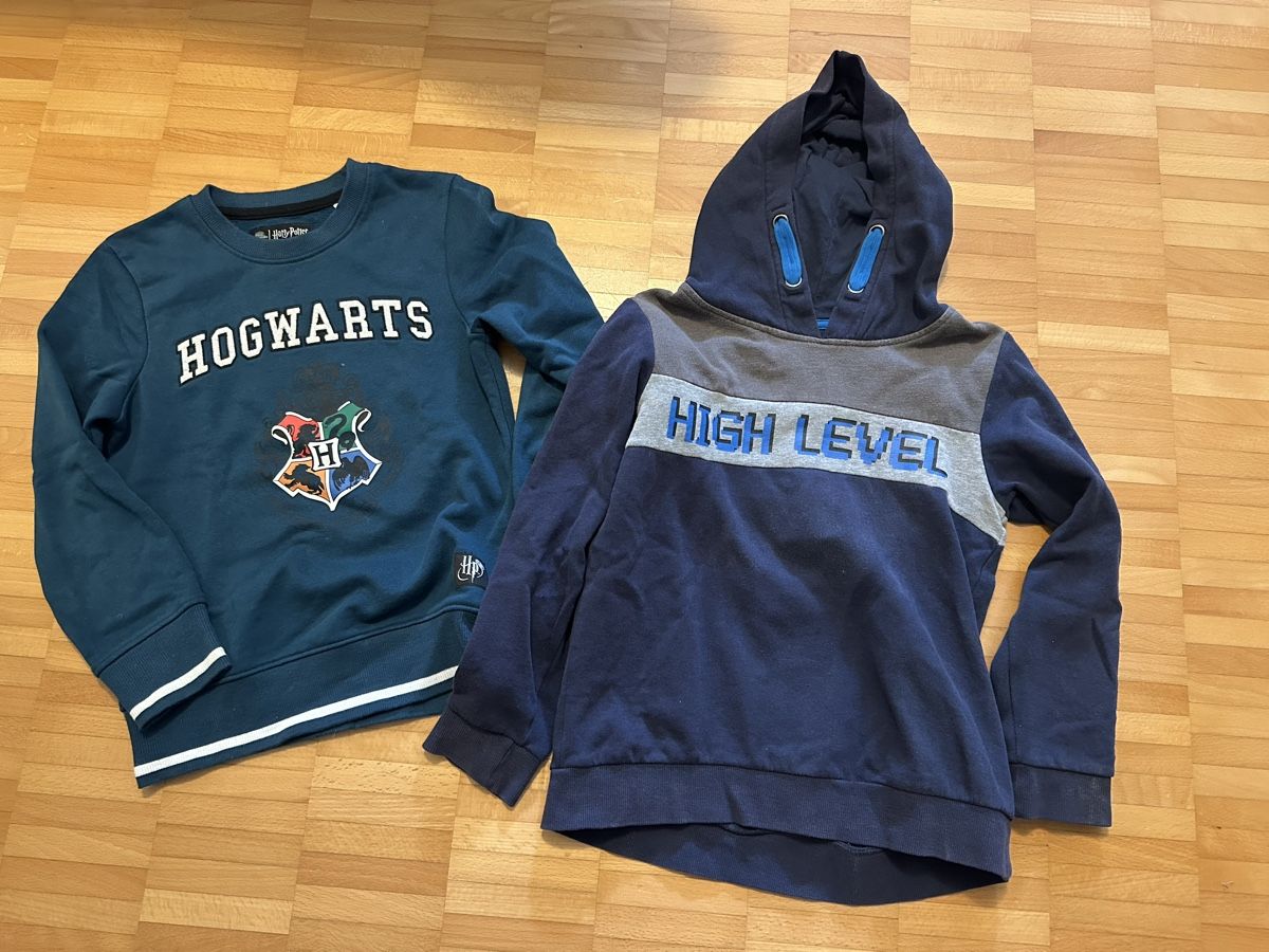 Maglioni & Felpe: Pullover Hogwarts 122/128 und 134/140 – Usato da Baden venduto da Josefine7