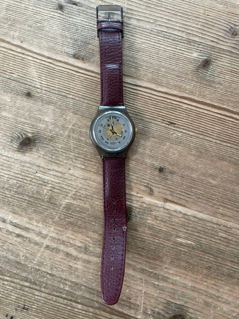 Swatch Montres: Swatch Automatic RUBIN – D'occasion à Neuhausen am Rheinfall par galleria13