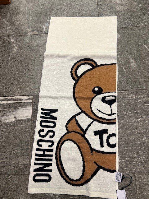 Moschino Foulard & Sciarpe: Moschino Teddyschal - neu – Nuovo (secondo la descrizione) da Abtwil SG venduto da jac_2nrd