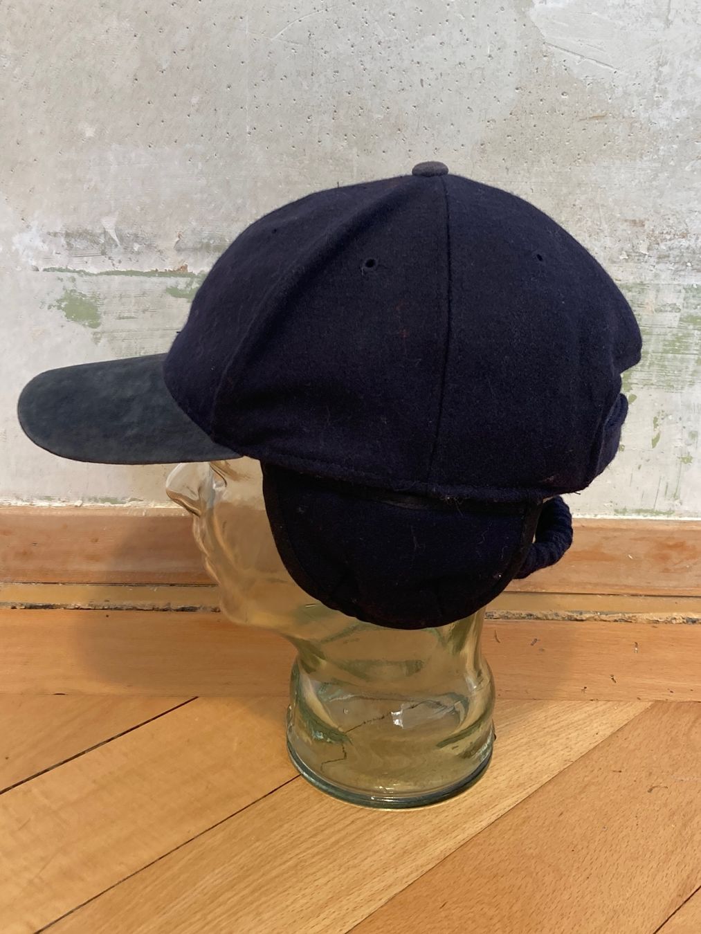 Copricapi, berretti & cappellini: Vintage Y2K Winter Cap Wool Leather New – Usato da Zürich venduto da le_souk 6