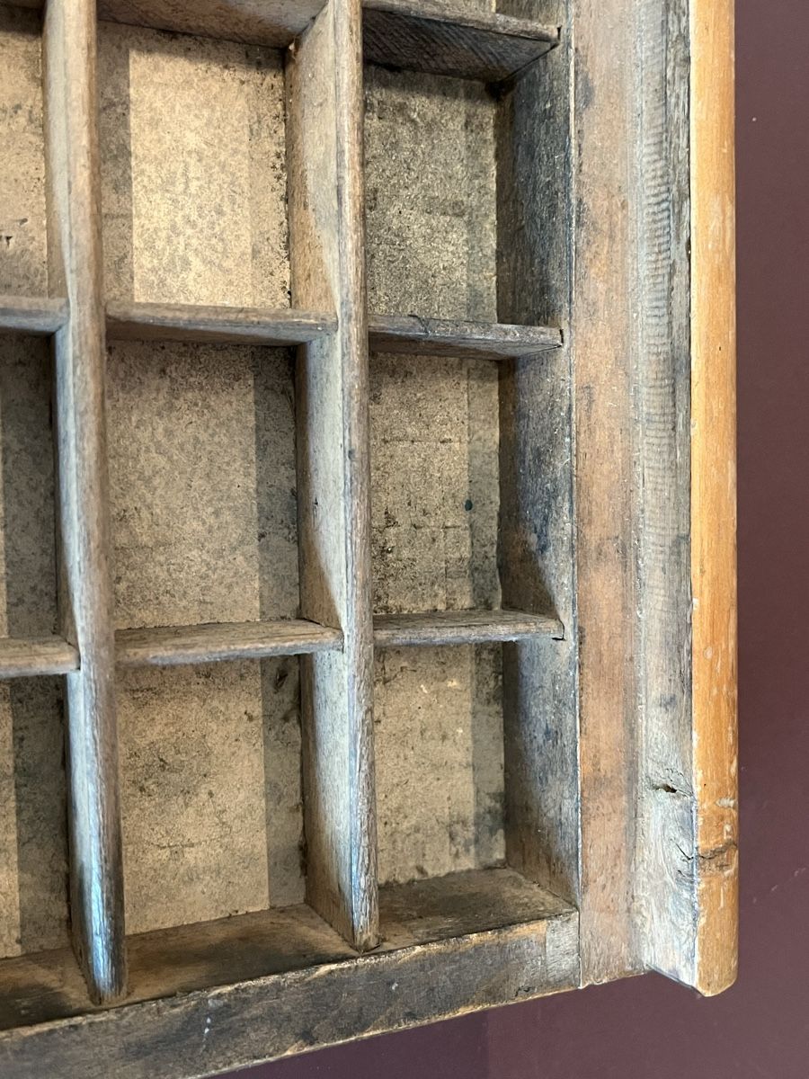 Vetrine: Tiroir d’imprimeur – Usato da St. Prex venduto da Nikolletta 6
