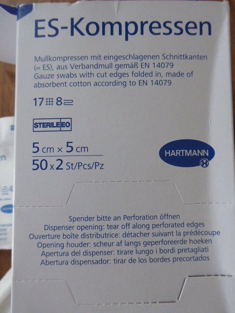 Kit di pronto soccorso: ES-Kompressen Hartmann – Nuovo (secondo la descrizione) da Romanshorn venduto da sonnenblume034