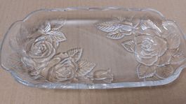 Elegante Glasschale mit Rosenmuster