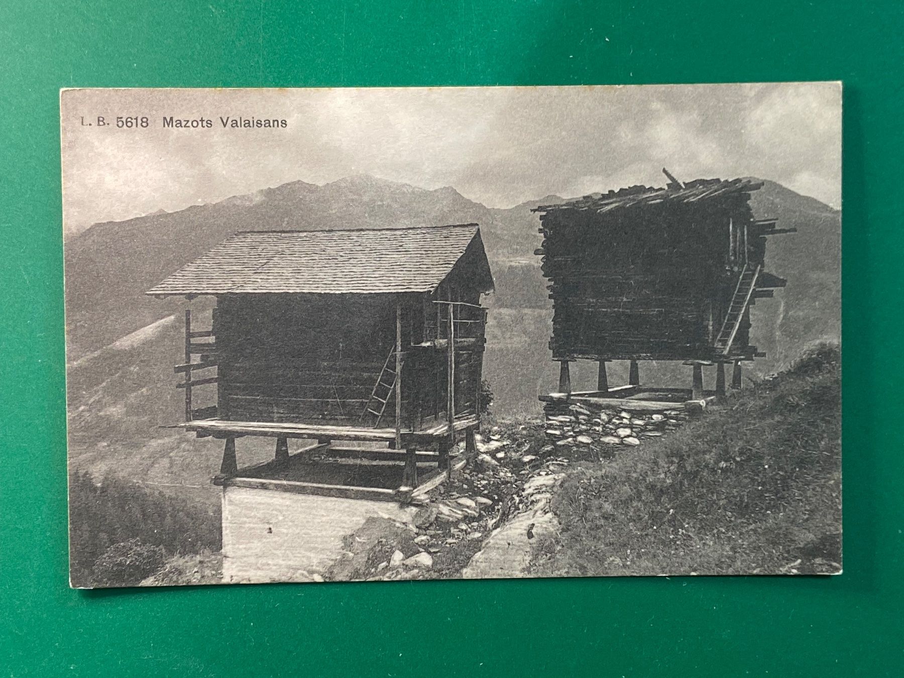 Cartes postales: Walliser Stadel – D'occasion à Steg VS par _vinci_