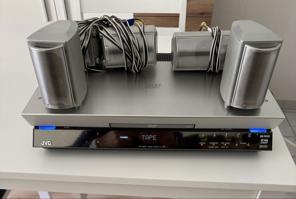 JVC Sistemi audio & multimediali: Zu Verkaufen DVD JVC  – Usato da Altnau venduto da Gern20
