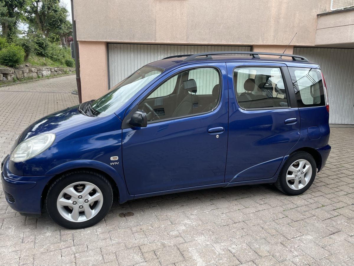 Condizionatori: Toyota Yaris verso.1.5 – Usato da Corpataux venduto da a_t_dq7j 1