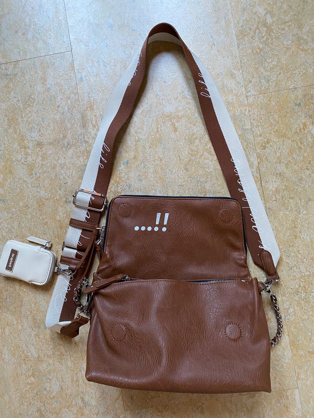 Desigual Sacs femmes: Desigual Handtasche / Borsa – D'occasion à Niederhasli par sonneee24 1