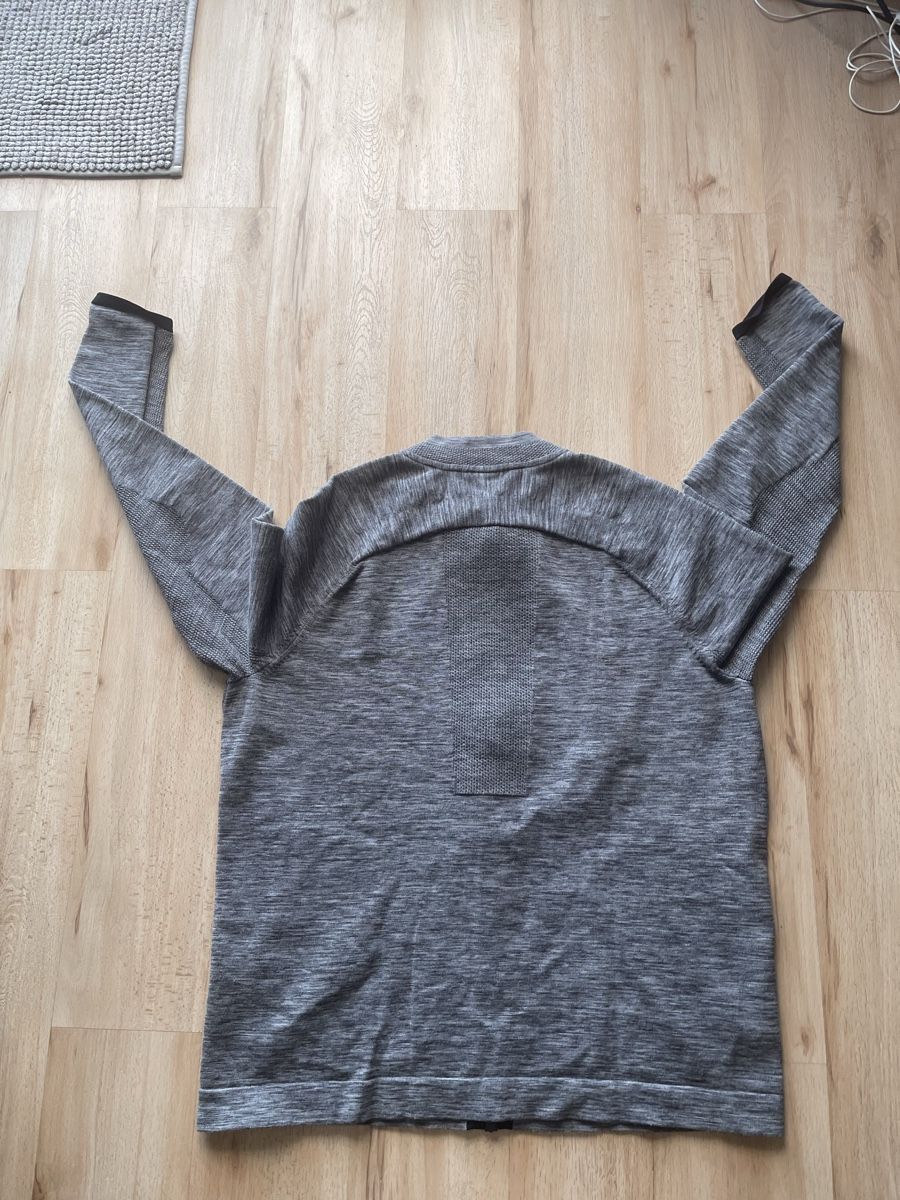 Nike Vestes: Veste Nike grise fermeture éclair  M  pour messieurs – D'occasion à Kloten par Vermicelles 3