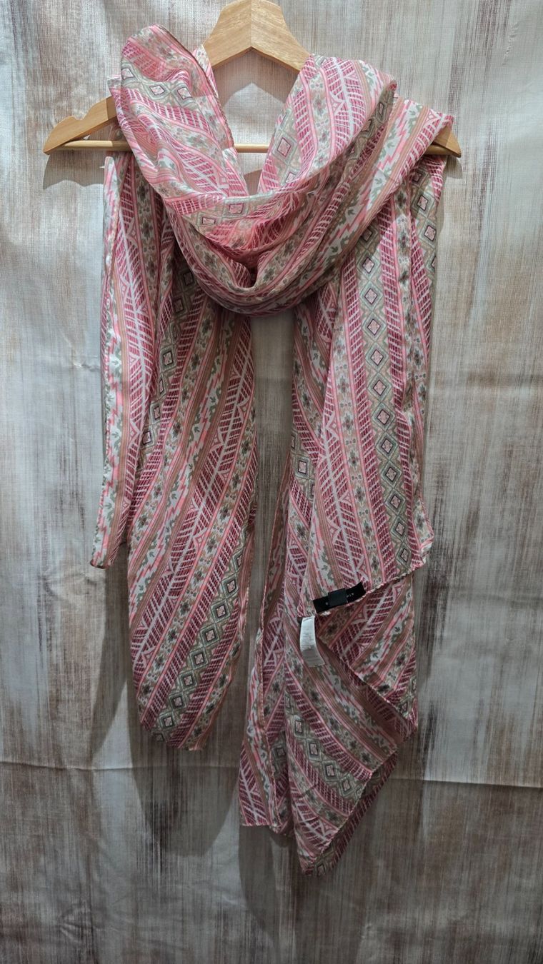 Foulard & Sciarpe: 🎉 Schal / Halstuch mit Ethno-Muster 🧣 – Usato da Thalwil venduto da VitaMini 2