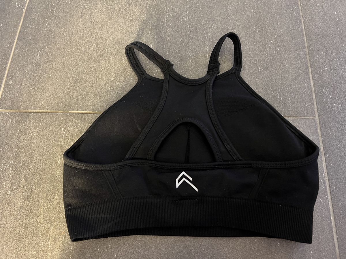 Gymshark Top: Oner active Gymshark Bra/ Top Gr. S – Nuovo (secondo la descrizione) da Sirnach venduto da Mouse1973 1